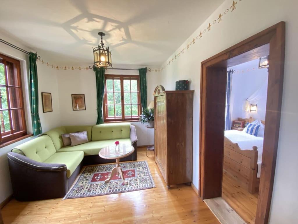 Hotel Schloss Thannegg 그뢰브밍 외부 사진
